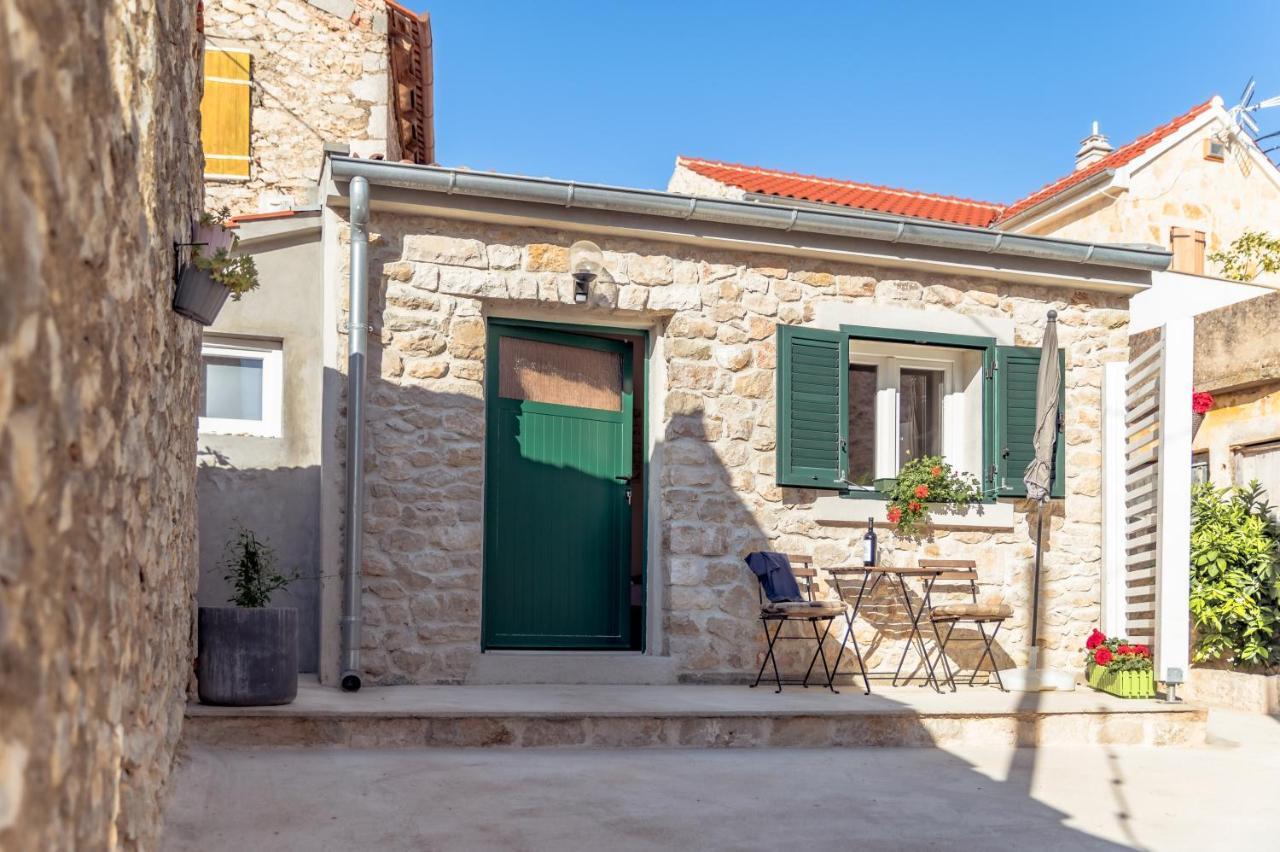 Small Stone House Luka Zadar Bagian luar foto