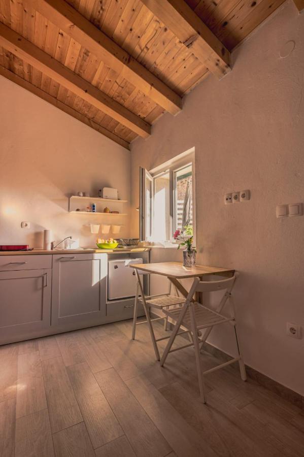 Small Stone House Luka Zadar Bagian luar foto
