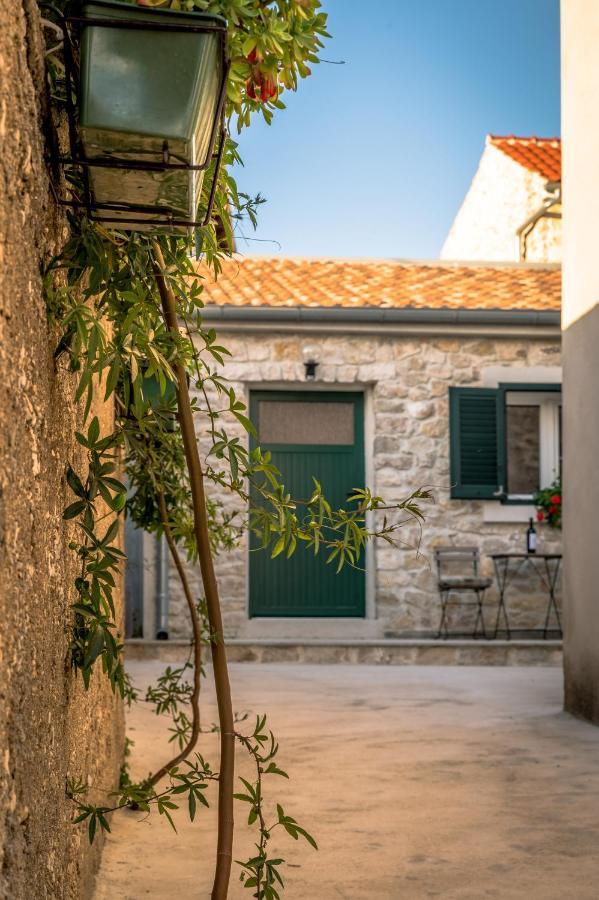 Small Stone House Luka Zadar Bagian luar foto