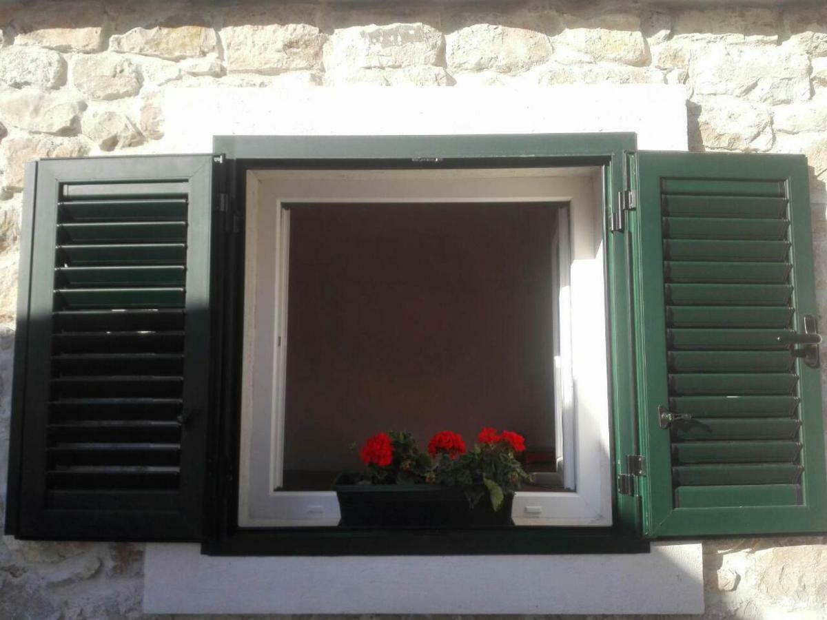 Small Stone House Luka Zadar Bagian luar foto